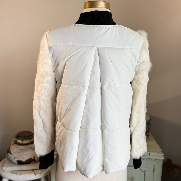 Alexander McQueen Quilted Bomber Jacket w\Genuine Fur Sleeve Detail - Picture 6 of 10